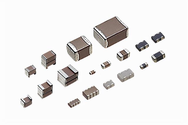 太誘貼片電容在5G通信設備中的應用